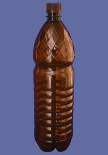 Пластиковая бутылка 1.5 л. (коричневый, ребристая)