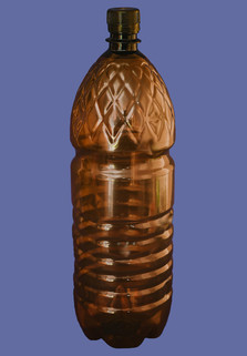 Пластиковая бутылка 2 л. (коричневый, ребристая)